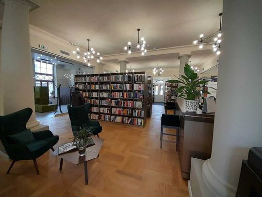 Hrubieszów: Miasto przejmuje zlikwidowaną przez powiat bibliotekę