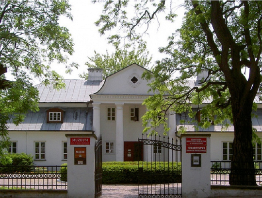 Hrubieszów: Muzeum otwiera się po remoncie i zaprasza na andrzejkowe warsztaty