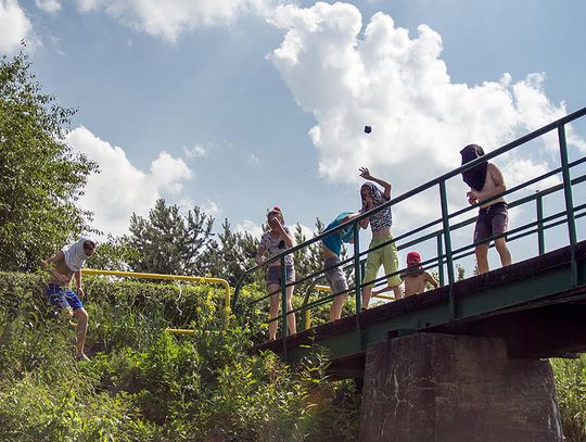 Hrubieszów: Obrzucili kamieniami w kajakarza