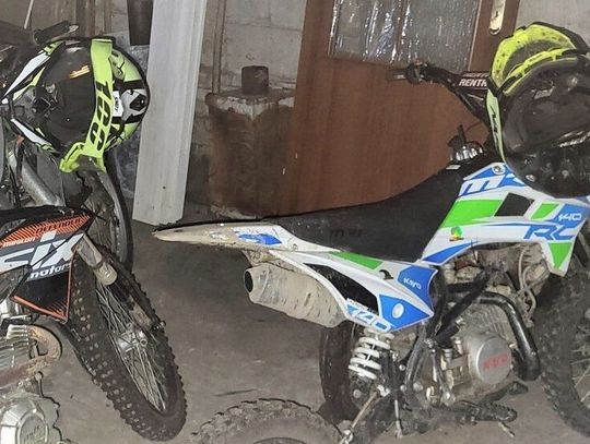 Na tych obydwu motocyklach uciekali prze policjantami 12-latek i 14-latek.