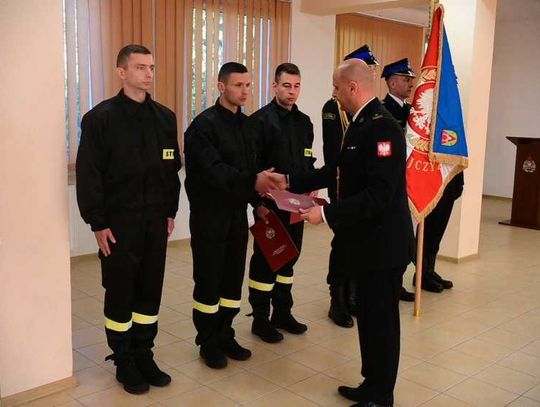 Hrubieszów: Trzech nowych strażaków w komendzie