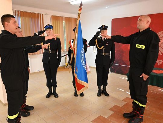 Hrubieszów: Trzech nowych strażaków złożyło uroczyste ślubowanie w PSP [ZDJĘCIA]