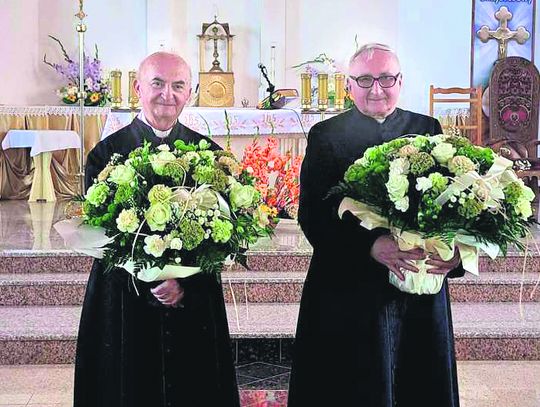 Księża prałaci Henryk Kapica i Andrzej Puzon świętowali jubileusz 50-lecia kapłaństwa.
