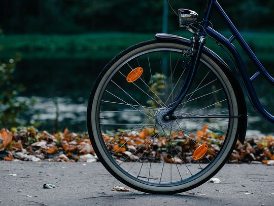 Hrubieszów: Wypadek na ul. Kolejowej. Rowerzysta potrącony przez audi