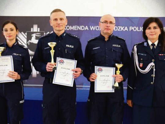 Sierż. szt. Małgorzata Uszko z Komendy Powiatowej Policji w Hrubieszowie (pierwsza od lewej) będzie reprezentować lubelski garnizon w ogólnopolskim finale konkursu.