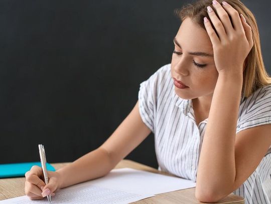 Grupa uczniów ma już z głowy tegoroczną maturę. CKE unieważniła ich egzaminy maturalne z polskiego i matematyki.