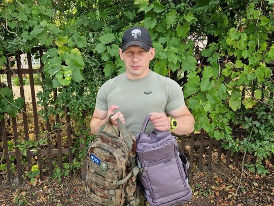 Damian Grzywna, miłośnik survivalu i licencjonowany instruktor krav magi, opowiedział o tym, co dokładnie powinien zawierać właściwy plecak przetrwania