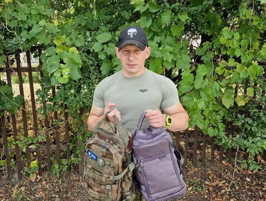 Damian Grzywna to licencjonowany instruktor krav magi, organizator szkoleń z survivalu i działań paramilitarnych.