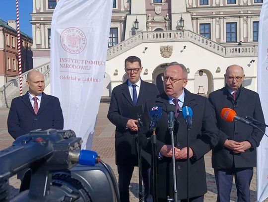 IPN ostrzega przed "neokomunizmem" w Zamościu. Padły mocne słowa o "działaniu na rzecz Kremla" – Róża Luksemburg jest przedstawicielką komunizmu, ideologii totalitarnej. Jeszcze raz powtórzę: w imię tej ideologii w wieku XX wymordowano ponad 100 milionów ludzi – powiedział Karol Polejowski.