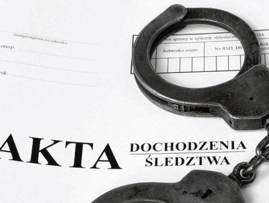 Ustaliliśmy, że podejrzani uczynili sobie z popełnienia przestępstwa stałe źródło dochodów. Na chwilę obecną są to zarzuty dotyczące 25 czynów, jednak postępowanie jest wciąż rozwojowe i nie wykluczamy, że liczba zarzutów może wzrosnąć – mówi prokurator Jakub Litwińczuk, szef Prokuratury Rejonowej w