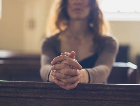 Spośród papieży największym autorytetem wśród osób młodych cieszy się Jan Paweł II. Ale znacznie mniejszym, niż w przypadku starszych. Takie wnioski płyną z ostatniego badania.