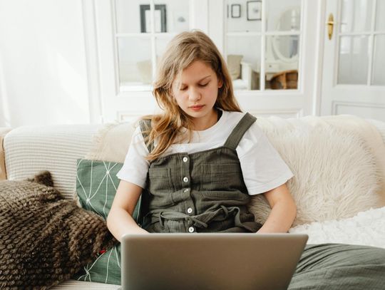 Jak wybrać łóżko do pokoju nastolatka? Rozwiązania dla młodzieży!