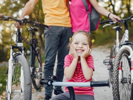 Jak zachęcić dziecko do jazdy na rowerze? Kilka sprawdzonych sposobów Jak zachęcić dziecko do jazdy na rowerze? Kilka sprawdzonych sposobów