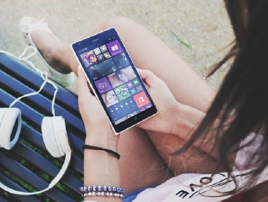 Jaki telefon wybrać do 1500 zł?