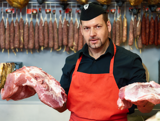 Jak wynika z raportu YouGov, tylko w pierwszych ośmiu miesiącach tego roku wydaliśmy na mięso i wędliny ponad 37,7 mld zł.