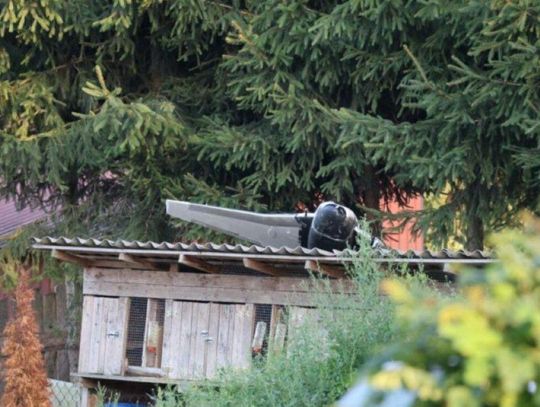 W Bychawce Trzeciej pod Lublinem odnaleziono kolejnego rosyjskiego drona. Maszynę zauważył gospodarz po powrocie z pracy.