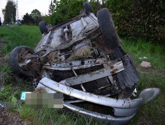 W środę 13 maja około godziny 16 na drodze krajowej numer 17 w Chomęciskach Małych doszło do dachowania osobowej toyoty. Bezpośrednimi świadkami zdarzenia byli policjanci, którzy podróżowali tamtędy w czasie wolnym od służby.