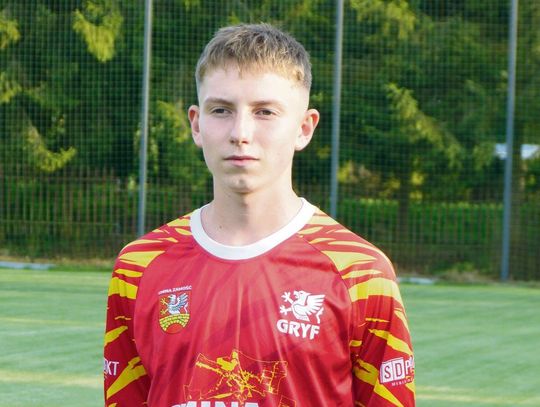 16-letni Jakub Poździk był – zdaniem Sebastiana Luterka – najlepszym piłkarzem Gryfa Gmina Zamość w piątkowym meczu z Olimpiakosem Tarnogród, więc został przez niego zgłoszony do naszej redakcyjnej „jedenastki kolejki”.