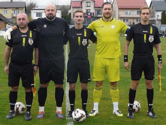 Dziesięciu piłkarzy drugiego w tabeli Grafa Chodywańce okazało się lepszymi od jedenastu graczy prowadzącej w tabeli Victorii Łukowa.