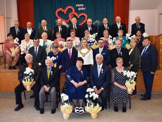 Komarów-Osada: Ci małżonkowie są ze sobą od pół wieku. Wójt wręczyła im medale