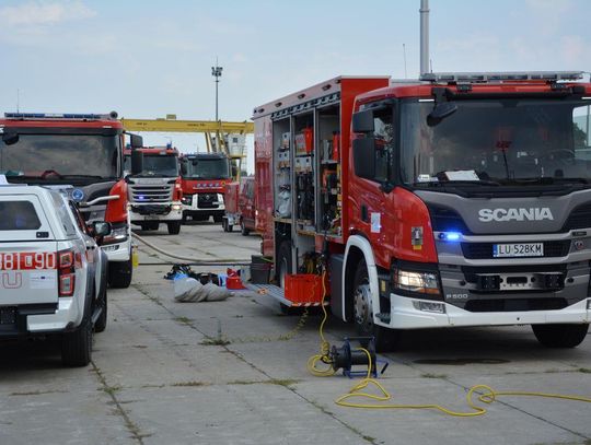 9 września na terenie terminala przeładunkowego PKP LHS w Brodach Małych (gm. Szczebrzeszyn) przeprowadzone zostały ćwiczenia zgrywające jednostek Krajowego Systemu Ratowniczo-Gaśniczego (KSRG), służb i instytucji współdziałających.