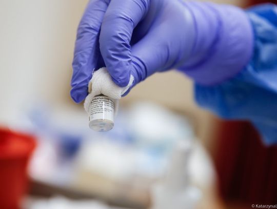 Koronawirus: Dzisiaj rusza rejestracja na szczepienia dla seniorów
