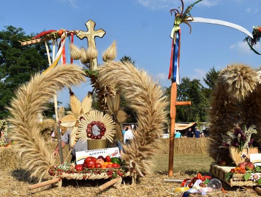 Kozodawy: Rolnicy z całego powiatu hrubieszowskiego podziękowali za plony [ZDJĘCIA]