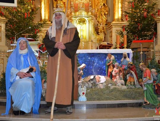 Mieszkańcy Krasnobrodu i okolic tradycyjnie wyruszyli z Placu Siekluckiego w centrum miasta. Zwieńczeniem uroczystości była msza święta.