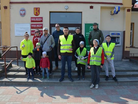 Krasnobród: Wzięli się za porządki na osiedlu Centrum