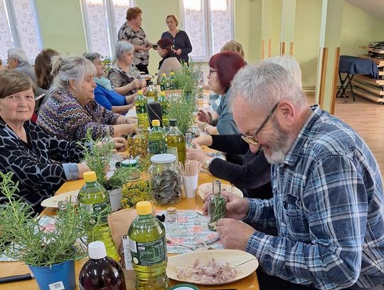 Warsztaty zielarsko-kulinarne w Krynicach.