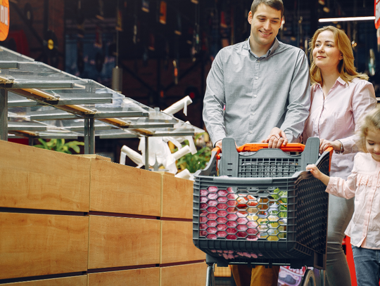 Jest najnowszy ranking dyskontów. Dzięki niemu wiemy, w którym z nich najtaniej kupimy mięso, paprykę, ziemniaki.