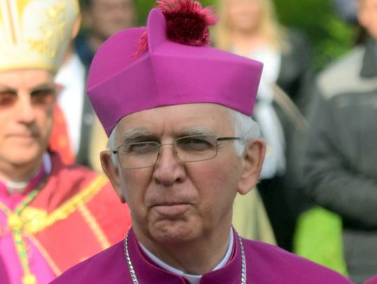 biskupem zamojsko-lubaczowskim