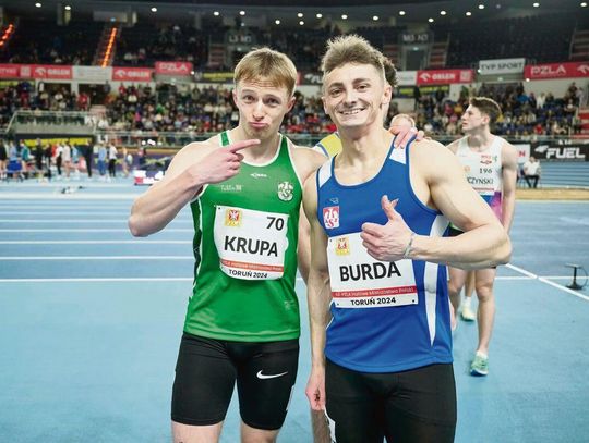 Lista reprezentantów AZS UMCS Lublin na mistrzostwa Polski seniorów w Bydgoszczy liczy 28 zawodniczek i zawodników. W tym gronie znalazła się m.in. oszczepniczka Magdalena Kata z Rogóźna (gm. Tomaszów Lubelski), wychowanka Tomasovii Tomaszów Lubelski, ale nie ma Patryka Krupy z Majdanu Ruszowskiego.