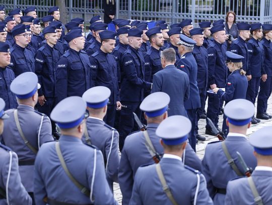 Lubelskie: 67 nowych funkcjonariuszy wstąpiło w szeregi Policji [ZDJĘCIA]