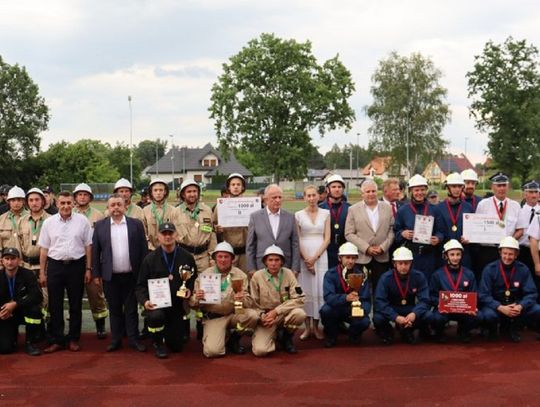 Powiatowe Zawody Sportowo-Pożarnicze jednostek OSP z terenu powiatu tomaszowski odbyły się 2 lipca na stadionie w Lubyczy Królewskiej.ego