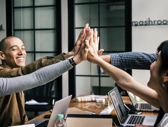 Mądre nagradzanie pracowników – na czym polega?