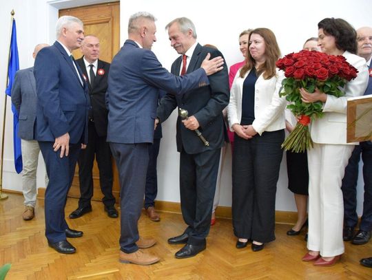 Marcin Zamoyski, wieloletni prezydent Zamościa, odebrał 3 maja z rąk obecnego prezydenta miasta Rafała Zwolaka tytuł Honorowego Obywatela Zamościa.