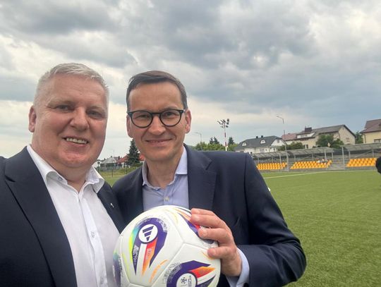 Mateusz Morawiecki odwiedził Tomaszów Lubelski. Po co były premier przyjechał do miasta? [ZDJĘCIA]