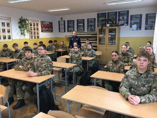 Mundur to zobowiązanie. Kadeci z hrubieszowskiego „Kościucha” na wyjątkowej lekcji