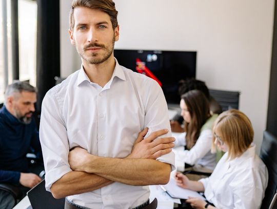 Ile zatem trzeba zarabiać, żeby należeć do klasy średniej?