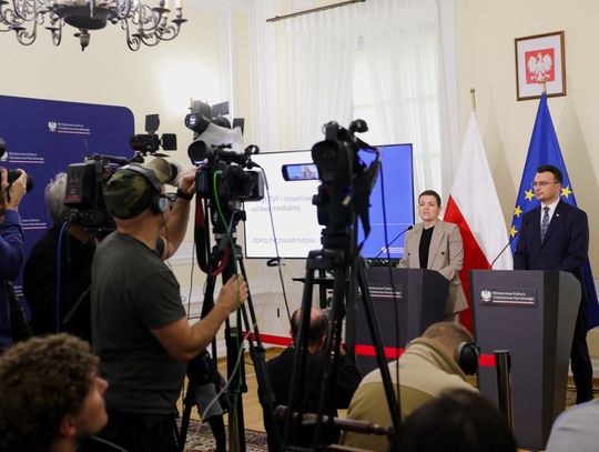 Minister kultury przedstawiła plan dla mediów w Polsce. Zapowiedziała ich odpolitycznienie oraz likwidację abonamentu radiowo-telewizyjnego.