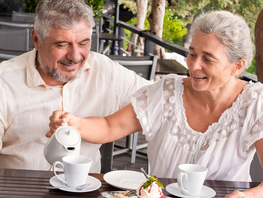 Średnia emerytura w Polsce jest znacznie niższa od średniej unijnej, która w 2022 roku wynosiła 1345 euro.