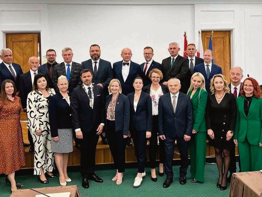 Nasza niemłoda, ale wykształcona rada. Sprawdzamy radnych miasta Zamość Rada Miasta Zamość na początku nowej kadencji.
