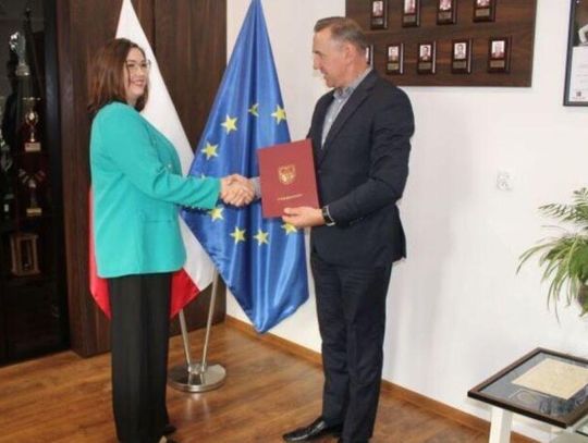 Monika Domonik jest dyrektorem Gminnego Żłobka „Nasze Skarby” w Obrowcu.