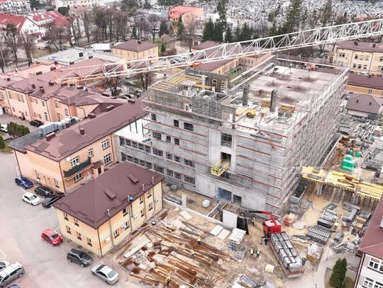Budowa Centralnego Bloku Operacyjnego w Tomaszowie Lubelskim.