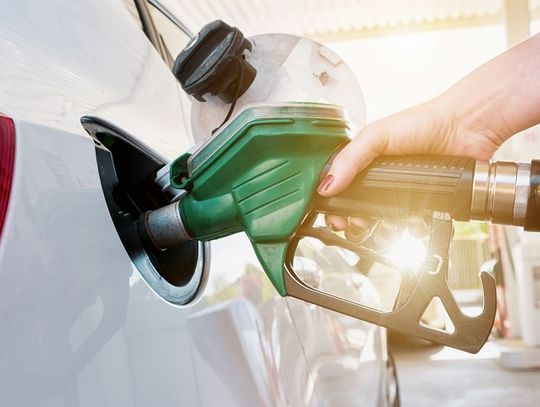 Nowoczesna stacja paliw – czego oczekują klienci?