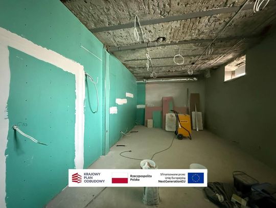 Nowy Zakład Opiekuńczo-Leczniczy dla pacjentów wentylowanych mechanicznie w Szpitalu Miejskim przy ul. Peowiaków w Zamościu wchodzi właśnie w etap prac wykończeniowych.