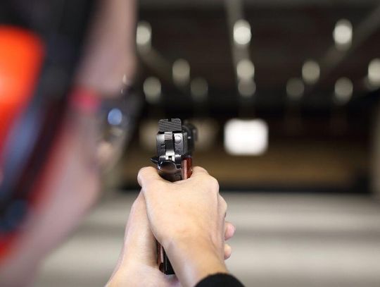 Miłośnicy strzelectwa domagają się nowych przepisów dotyczących posiadania broni.