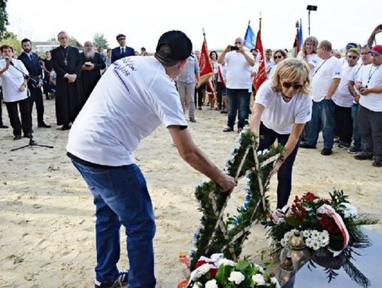 Obsza: Niemcy wymordowali kilkudziesięciu Żydów. Ofiary zbrodni mają swój pomnik (ZDJĘCIA)