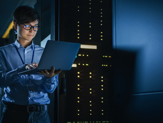 Polacy są bezbronni wobec dezinformacji.